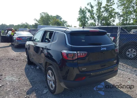2018 Jeep Compass Latitude Fwd из США, поврежденный, VIN 3C4NJCBB8JT186300